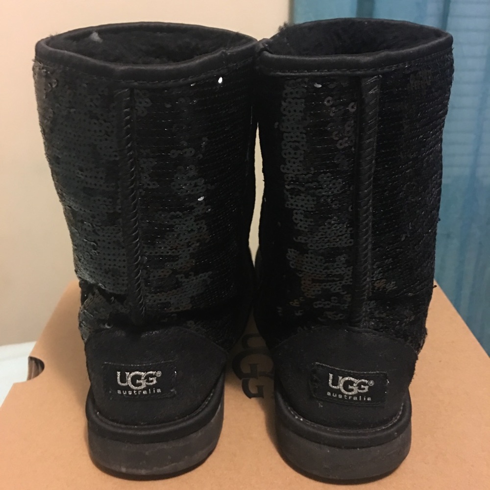 Ugg size 9